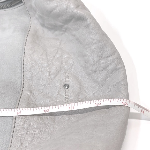 Nordstrom Multi Pocket Hobo Bag 🤍 Genuine Leather Treasure & Bond - Picture 16 of 16